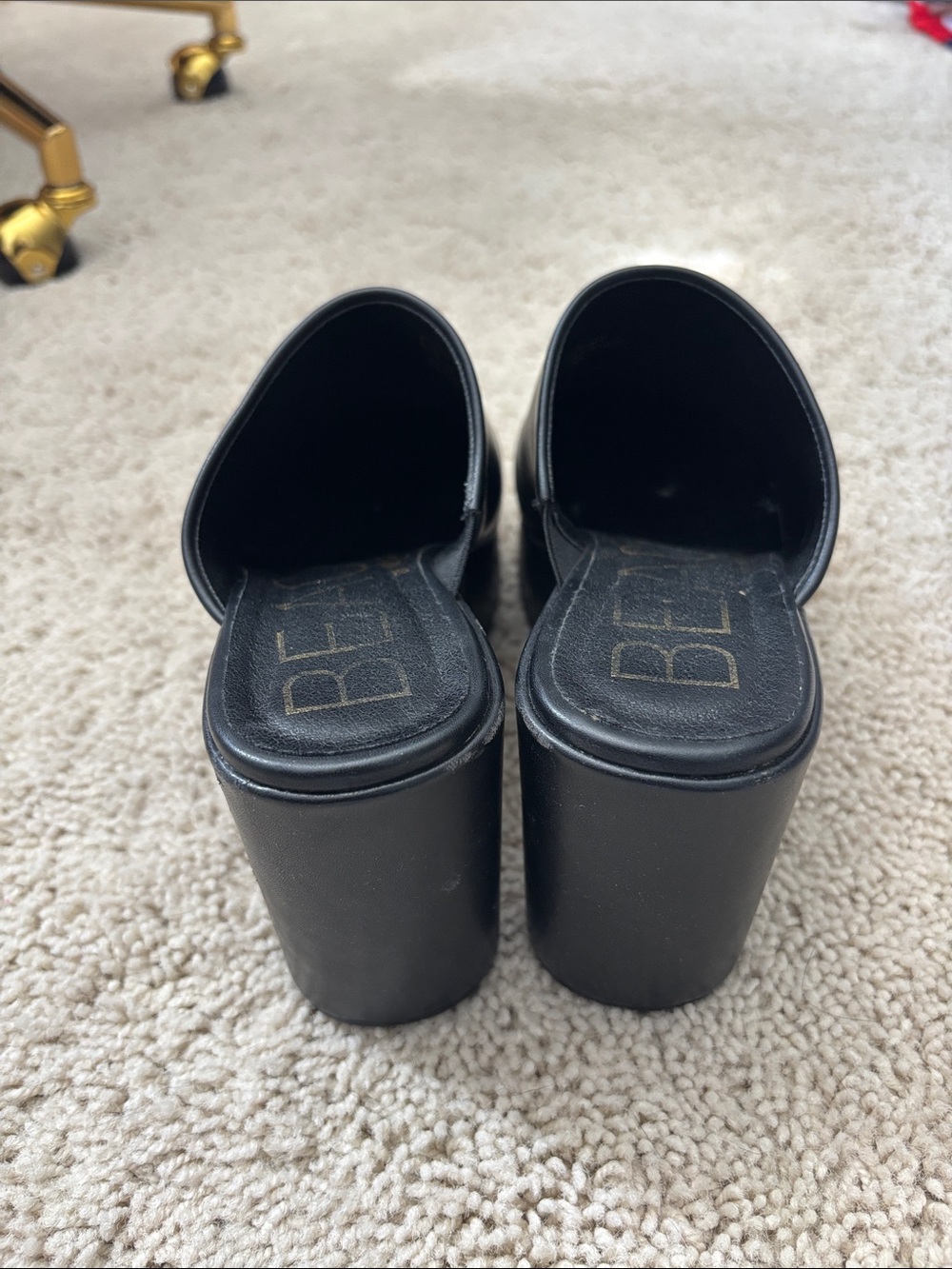 Black platform clogs - Picture 2 of 2